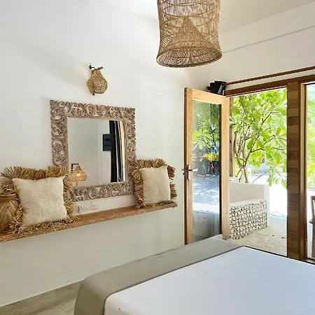 Hotel Iru Maldives Thulusdhoo Esterno foto