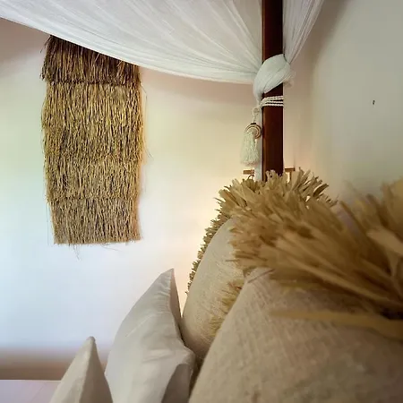 Hotel Iru Maldives Thulusdhoo Esterno foto