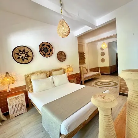 Hotel Iru Maldives Thulusdhoo Esterno foto
