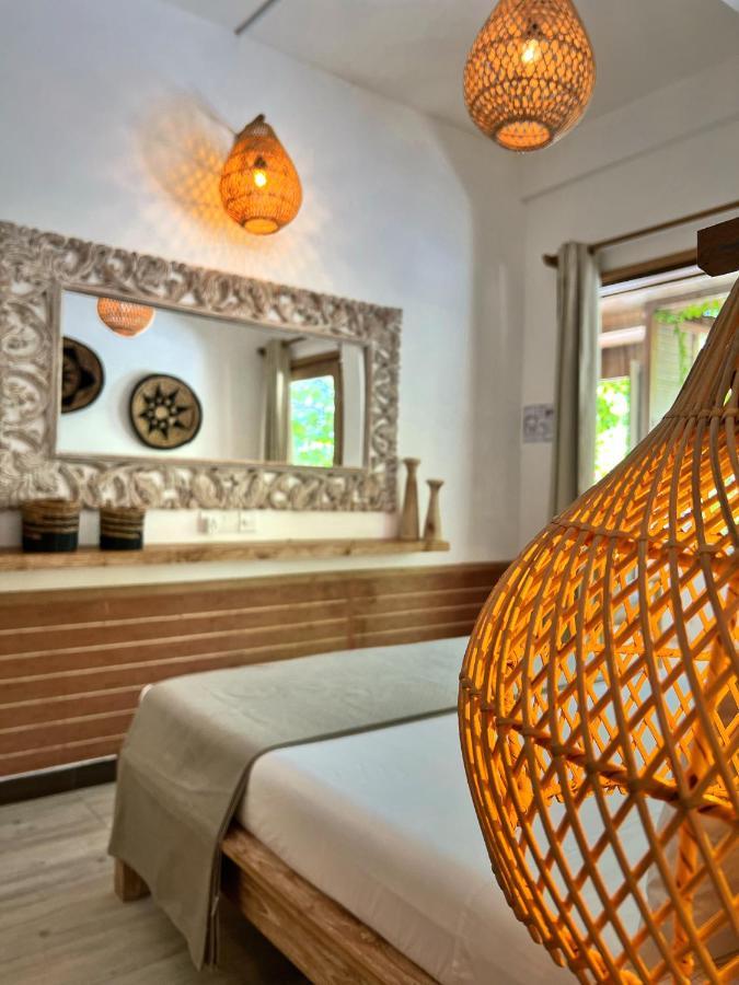 Iru Maldives Thulusdhoo